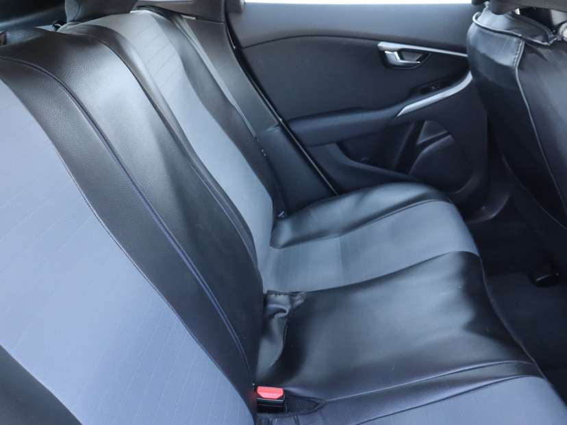 Volvo V40 Cross Country, 2017