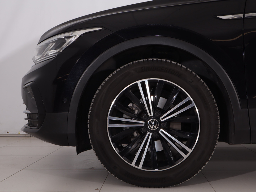 Volkswagen Tiguan, 2022