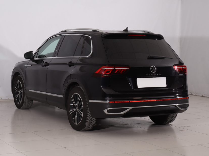 Volkswagen Tiguan, 2022