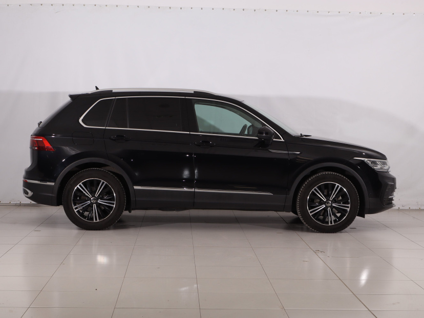 Volkswagen Tiguan, 2022