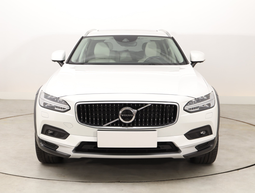 Volvo V90 Cross Country, 2021