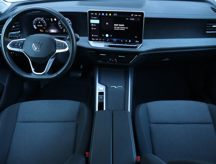 Volkswagen Passat, 2024
