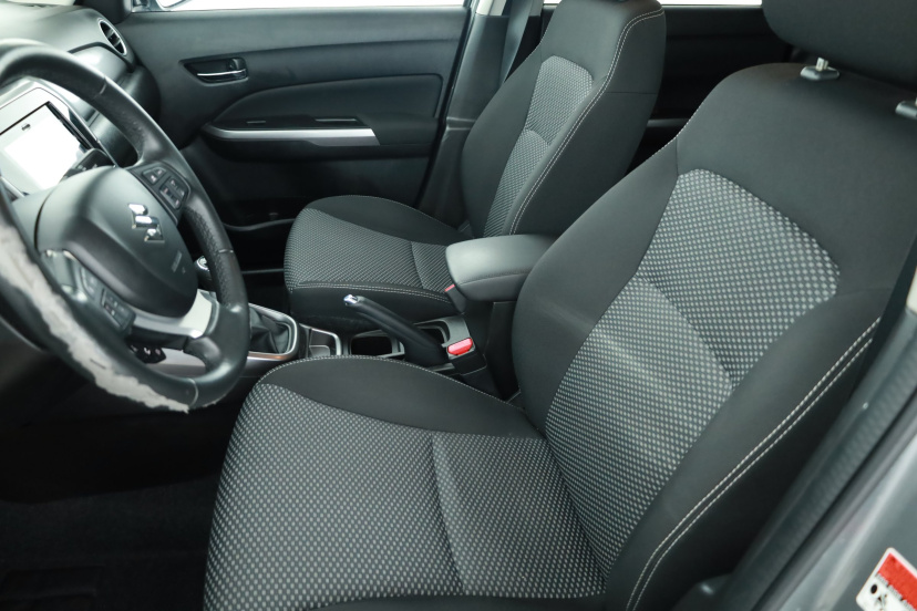 Suzuki Vitara, 2020
