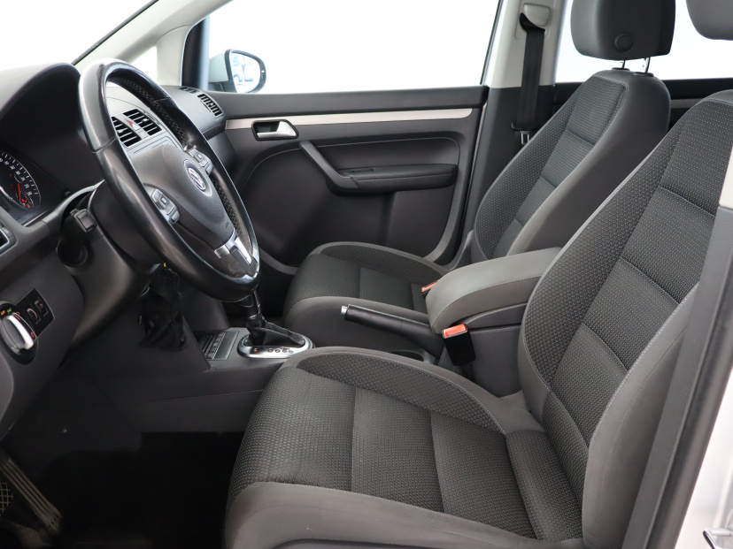 Volkswagen Touran, 2012