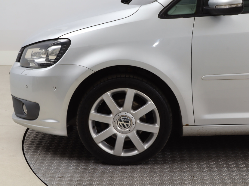 Volkswagen Touran, 2012