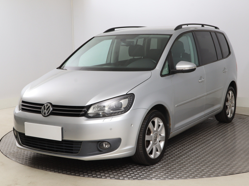 Volkswagen Touran, 2012