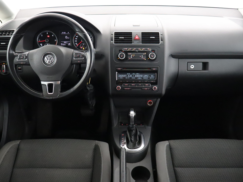 Volkswagen Touran, 2012
