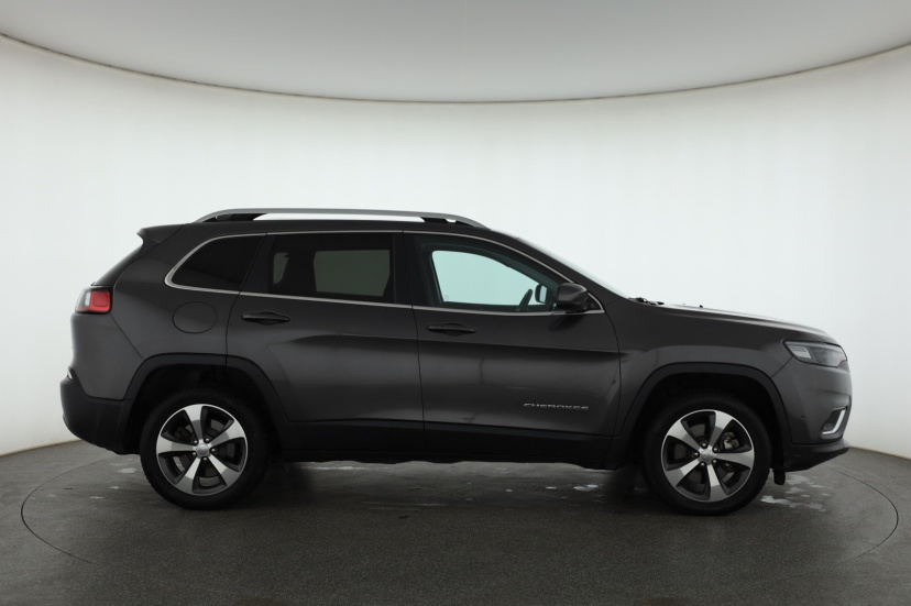 Jeep Cherokee, 2018