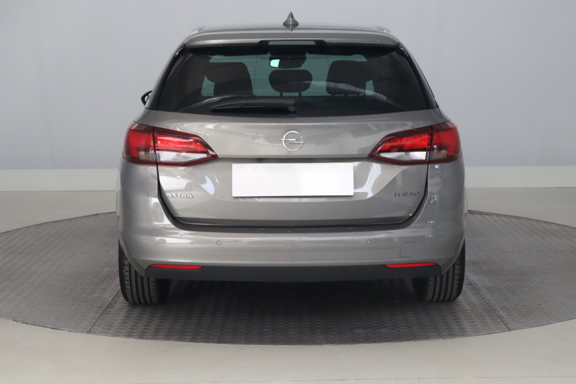 Opel Astra, 2017