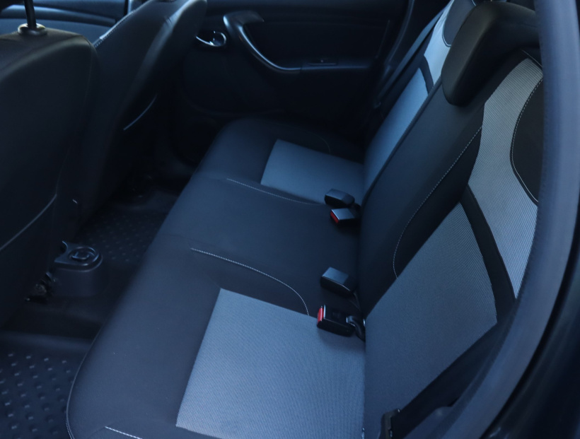 Dacia Duster, 2016