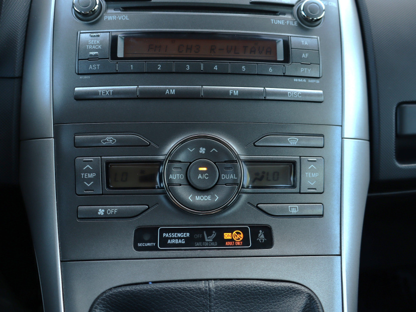Toyota Auris, 2007