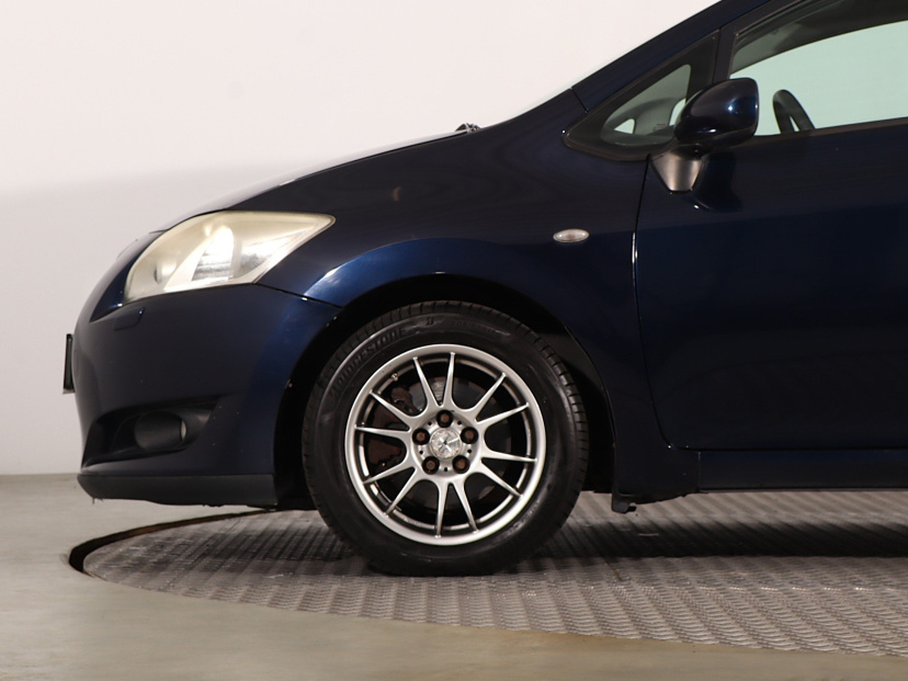 Toyota Auris, 2007