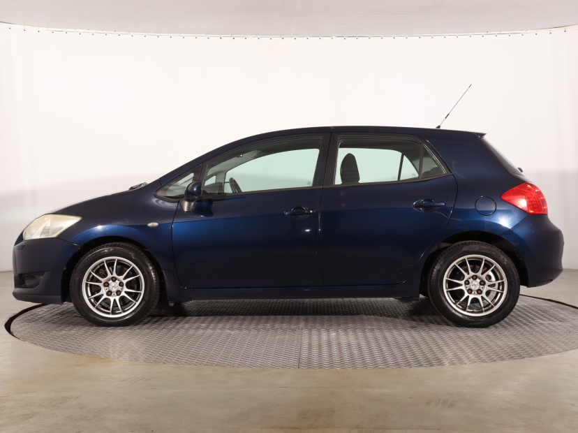 Toyota Auris, 2007