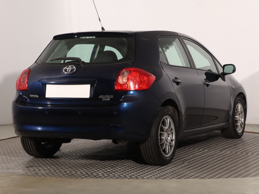 Toyota Auris, 2007
