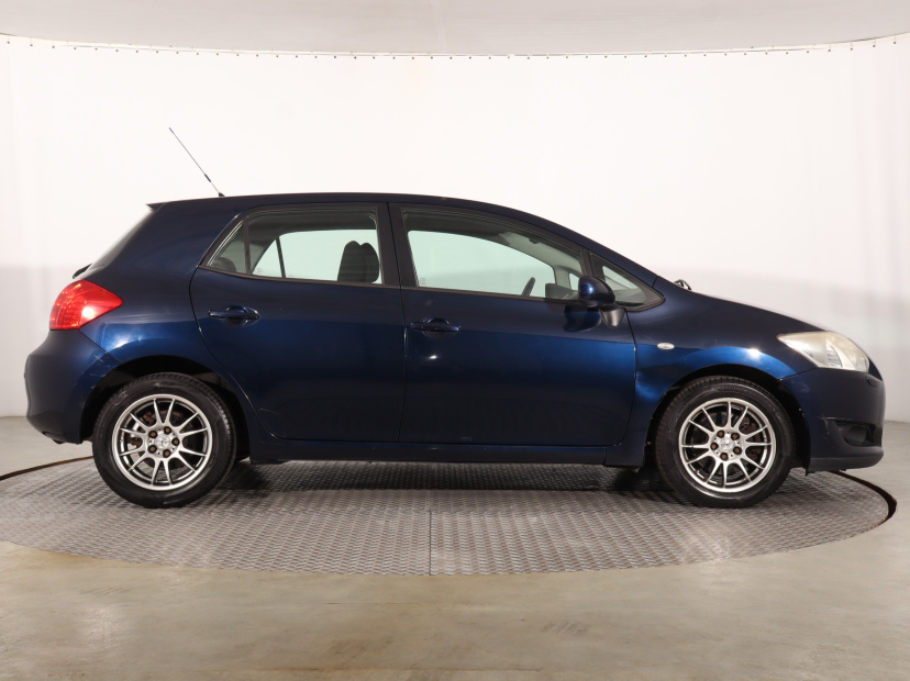 Toyota Auris, 2007