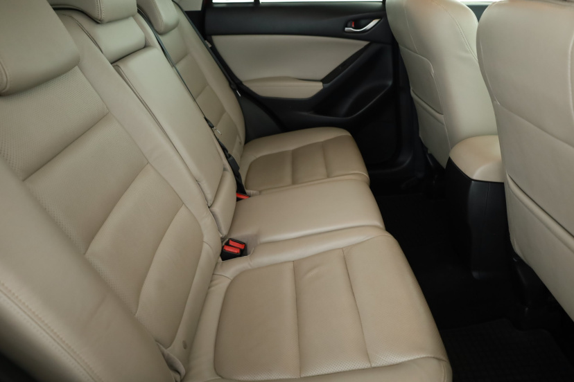 Mazda CX-5, 2012