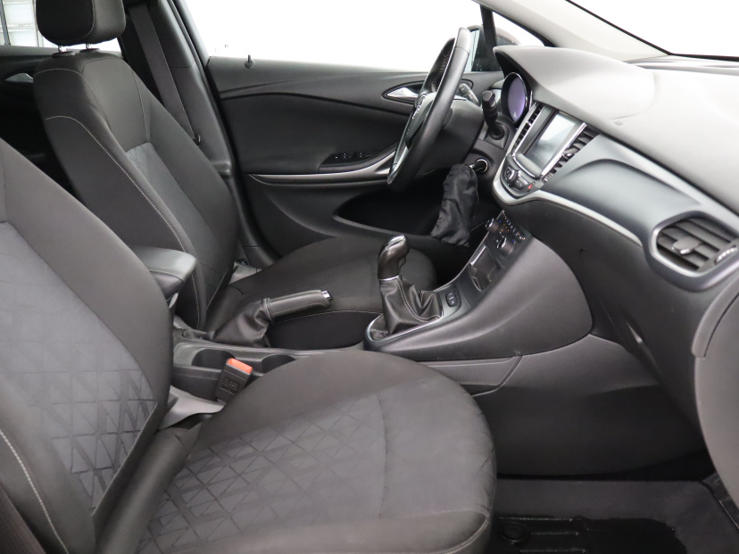 Opel Astra, 2019