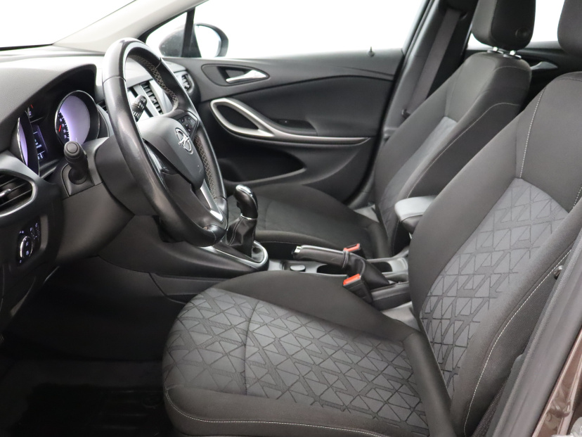 Opel Astra, 2019