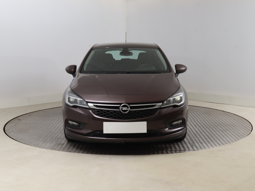 Opel Astra, 2019
