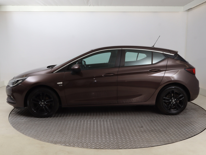 Opel Astra, 2019