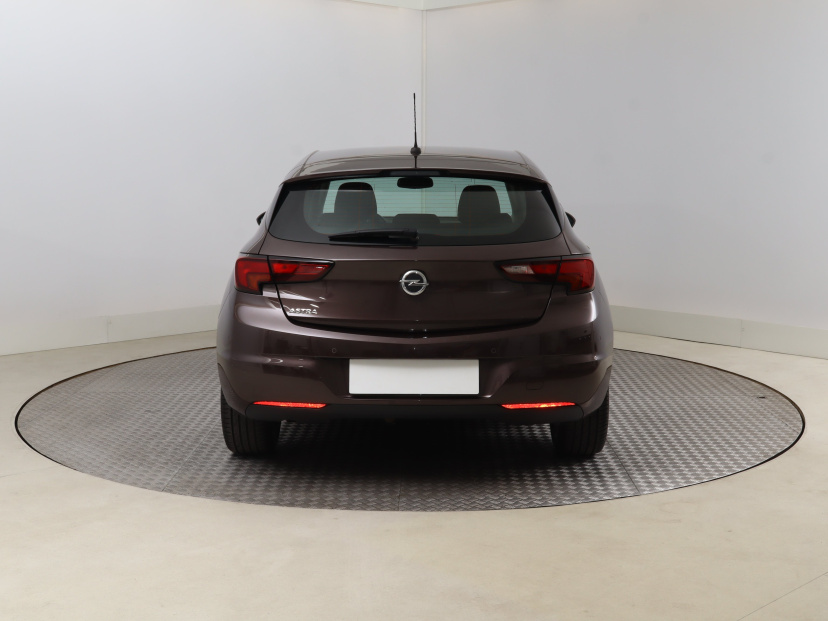 Opel Astra, 2019