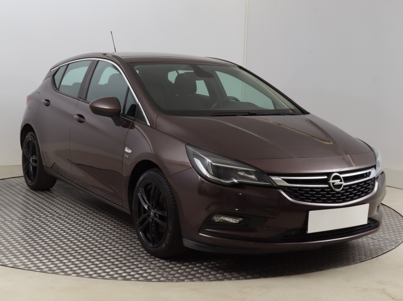 Opel Astra, 2019