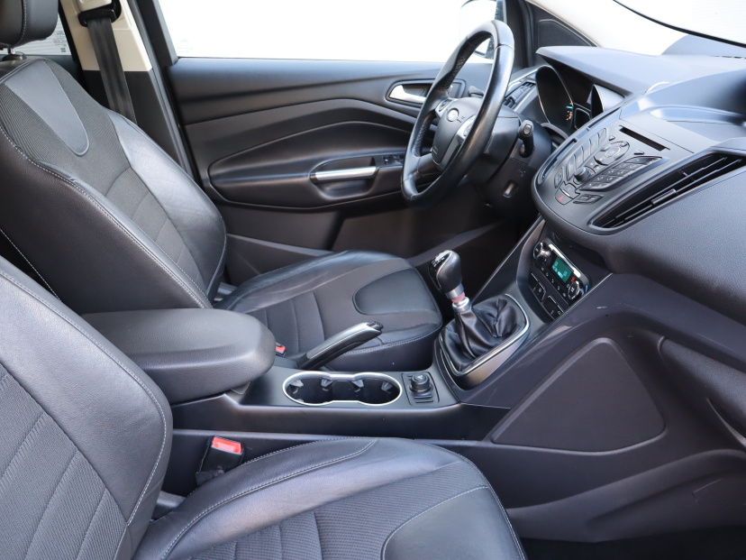 Ford Kuga, 2014