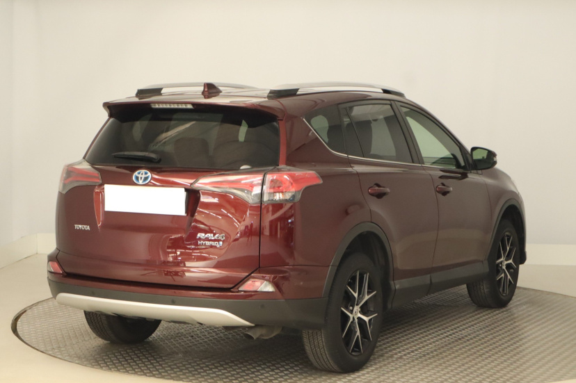 Toyota RAV 4, 2017