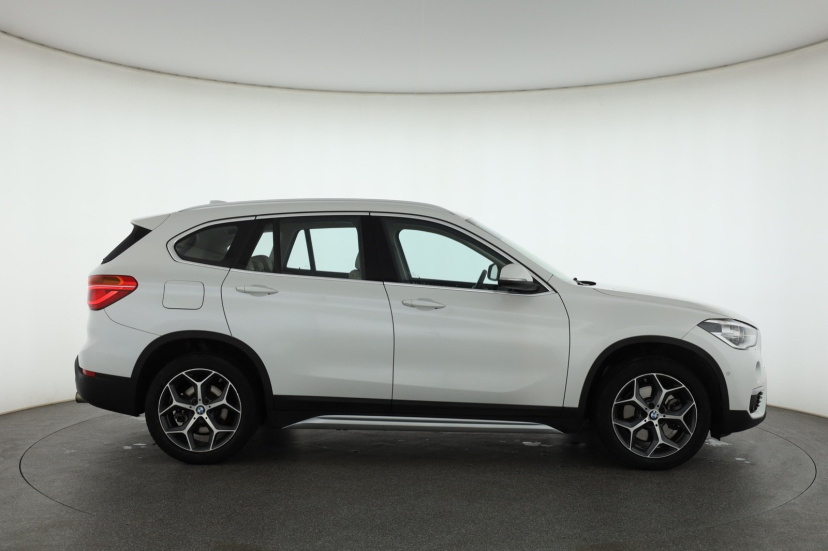 BMW X1, 2016