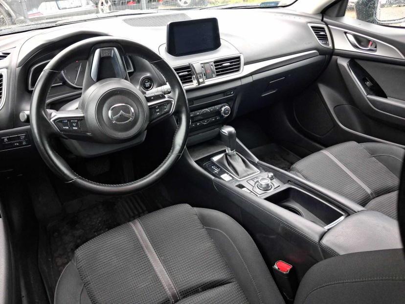 Mazda 3, 2017