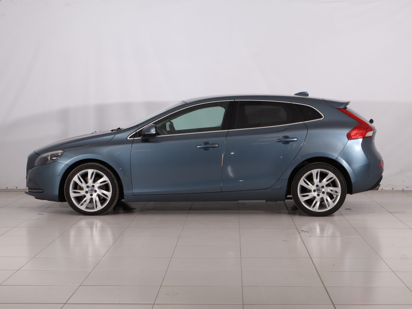 Volvo V40, 2012