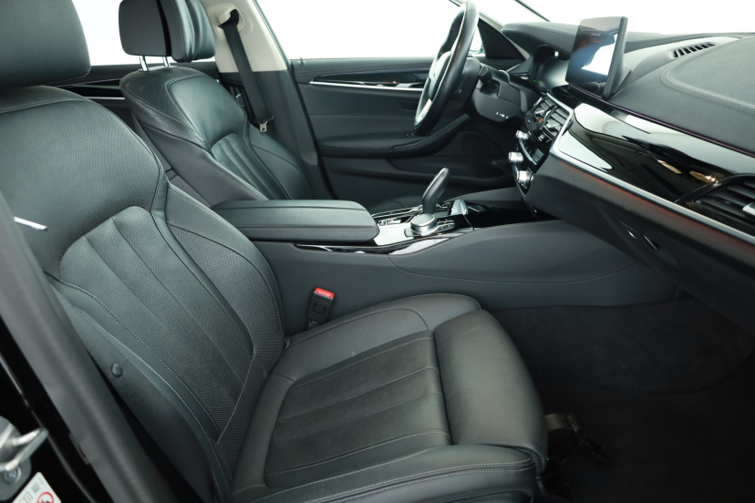 BMW 5, 2022