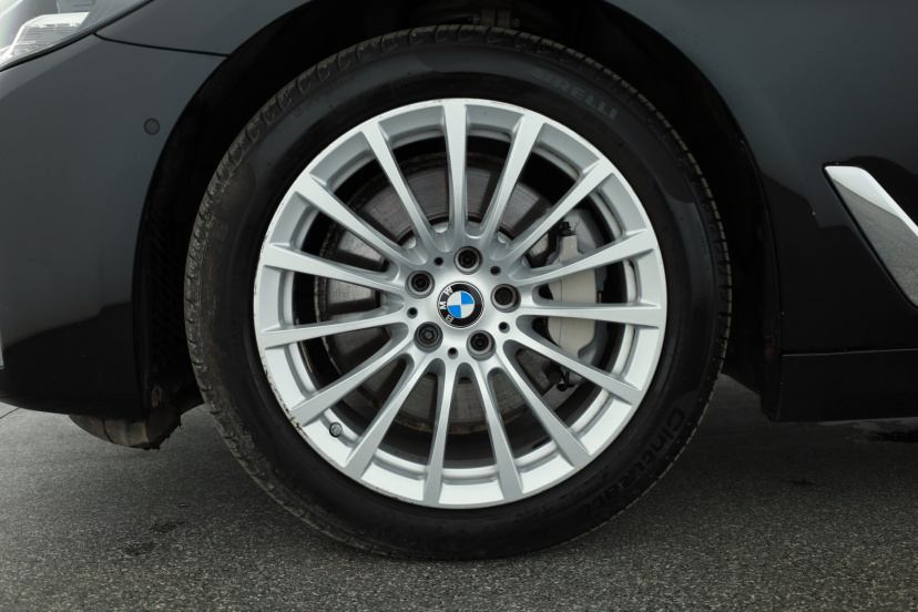 BMW 5, 2022