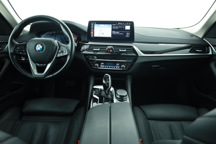 BMW 5, 2022