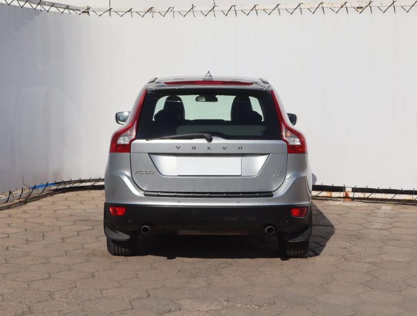 Volvo XC60, 2010