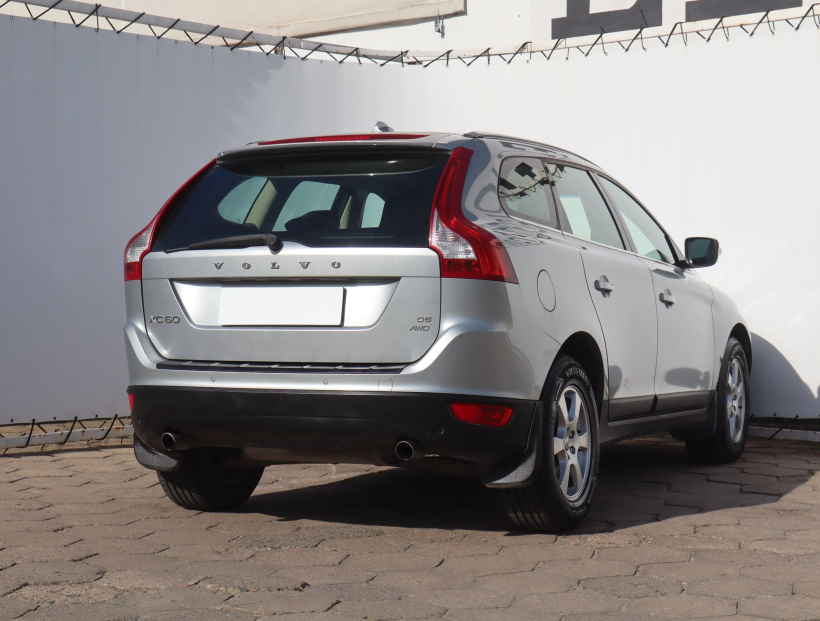 Volvo XC60, 2010