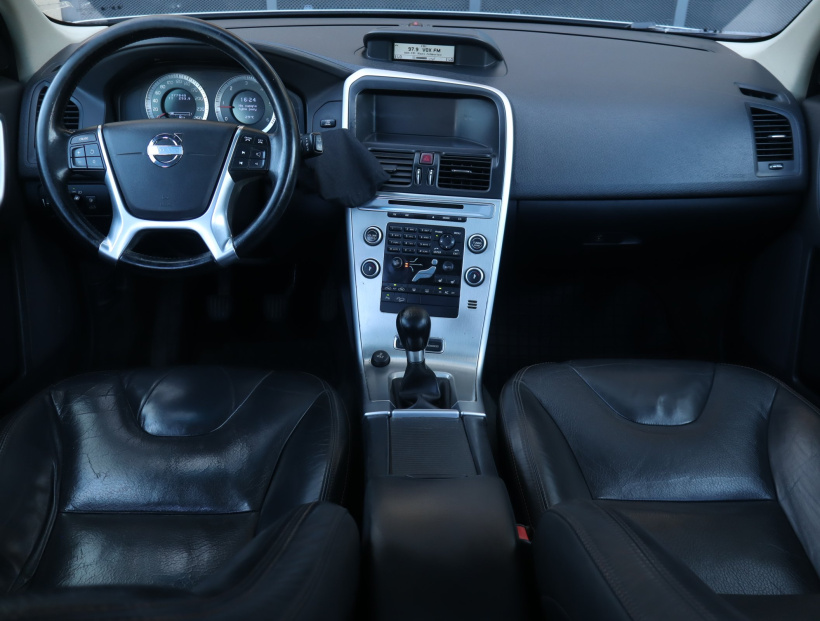 Volvo XC60, 2010