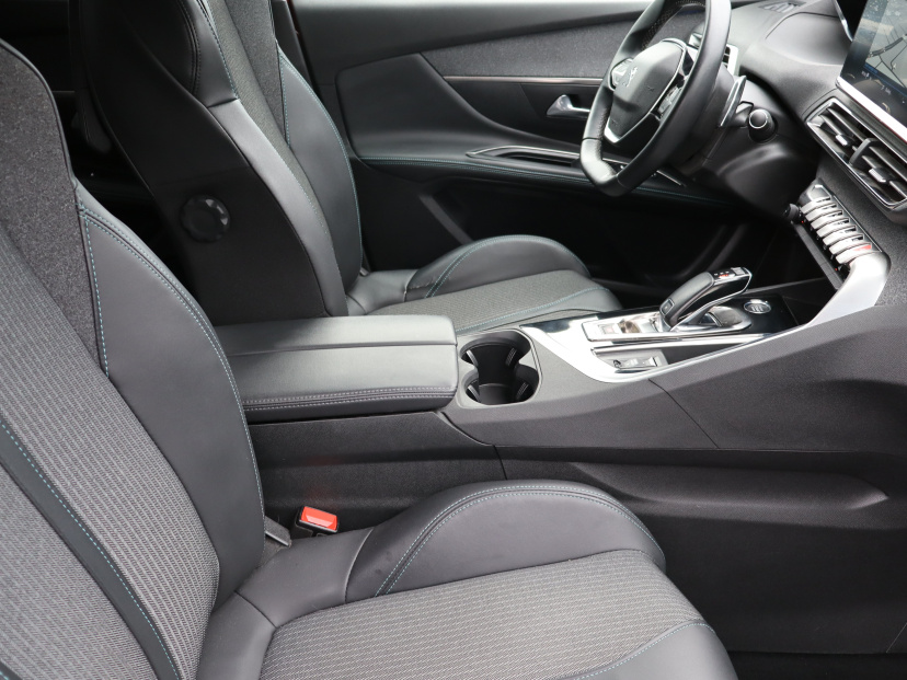 Peugeot 5008, 2022