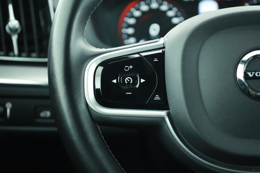 Volvo XC60, 2021