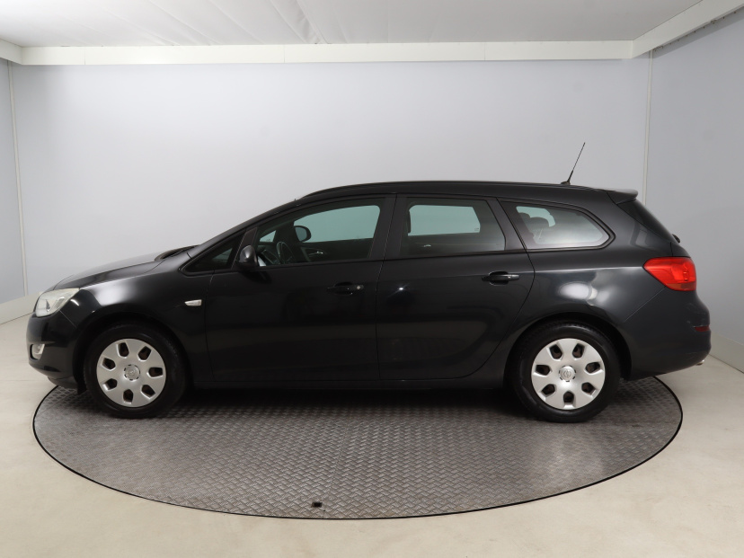 Opel Astra, 2012