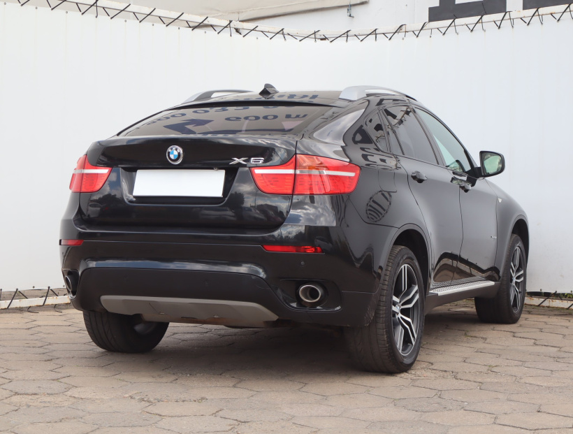 BMW X6, 2011