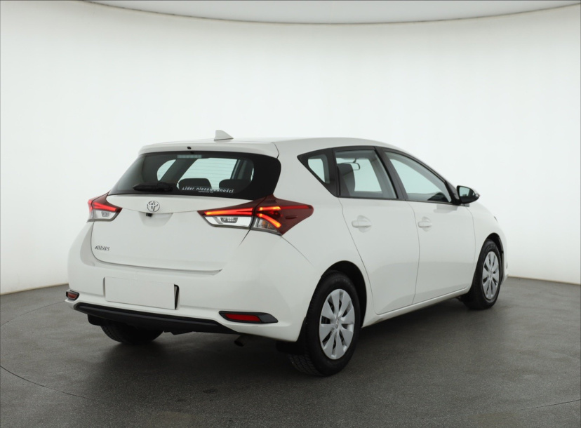 Toyota Auris, 2017