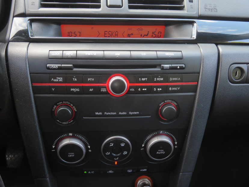 Mazda 3, 2005