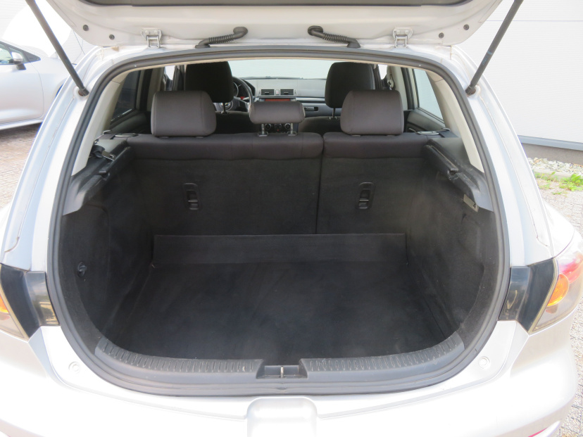 Mazda 3, 2005