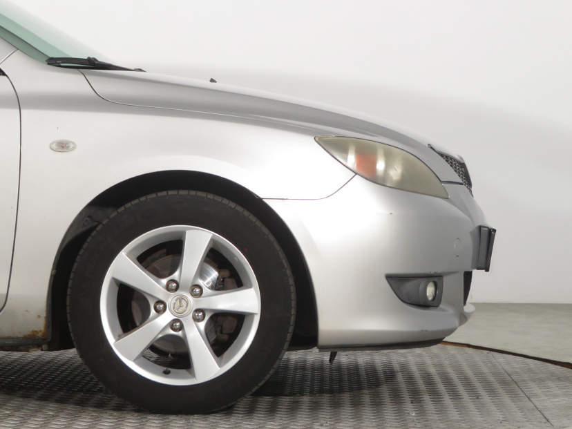 Mazda 3, 2005