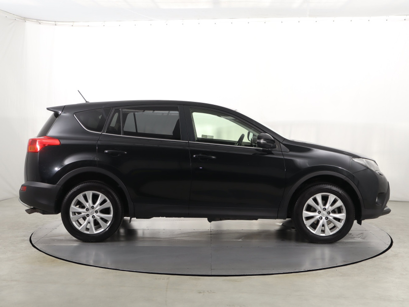 Toyota RAV 4, 2013