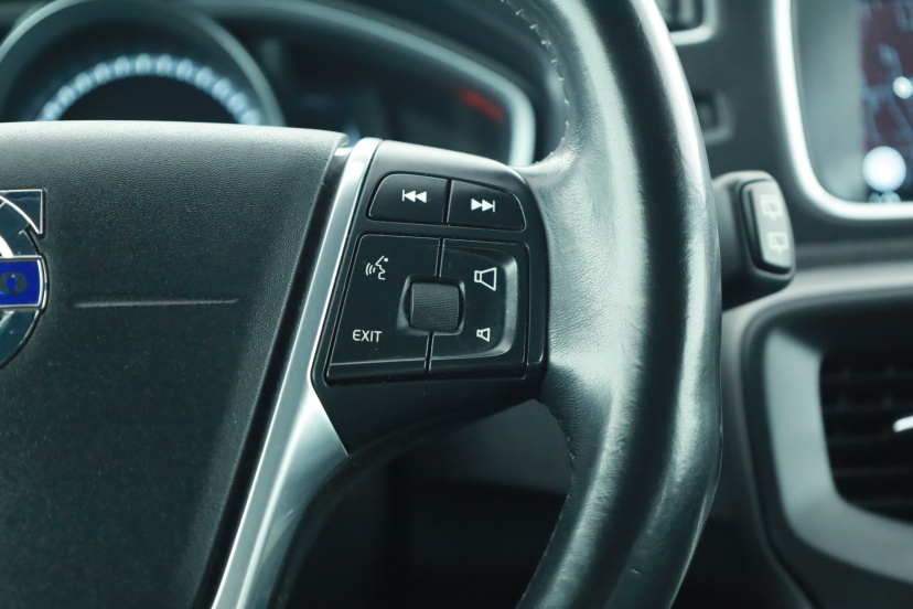 Volvo V40, 2014