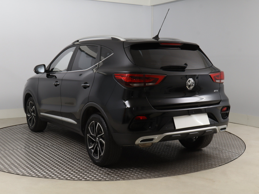 MG ZS SUV, 2022