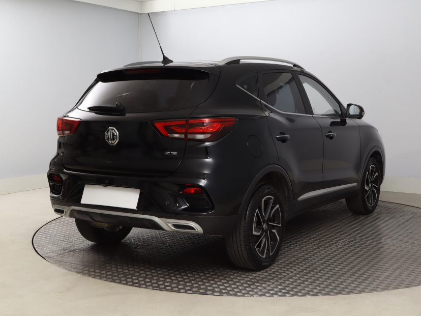 MG ZS SUV, 2022