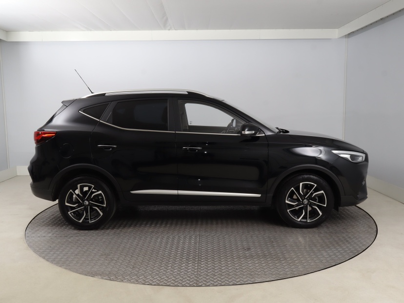 MG ZS SUV, 2022